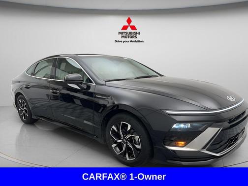 Abyss Black 2025 Hyundai SONATA SEL