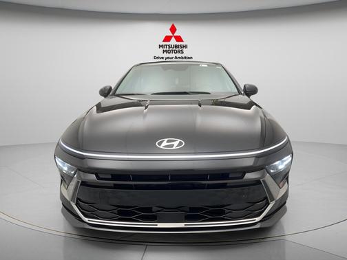 Abyss Black 2025 Hyundai SONATA SEL