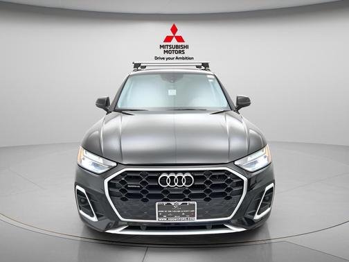 Mythos Black Metallic 2024 Audi Q5 45 S line Premium Plus