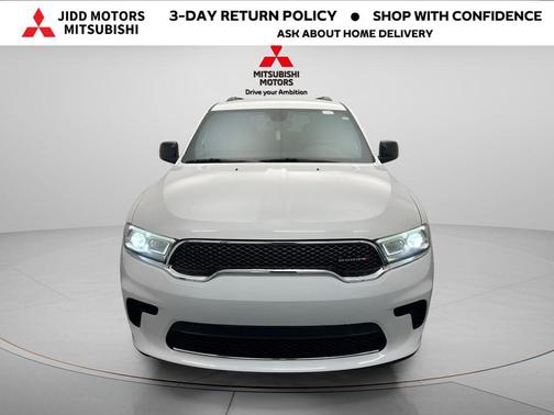 White Knuckle Clearcoat 2023 Dodge Durango SXT AWD