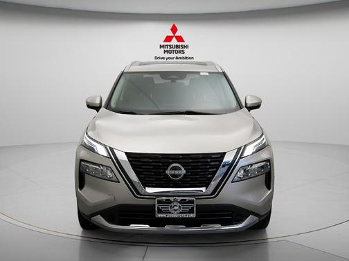 Champagne Silver Metallic 2023 Nissan Rogue Platinum