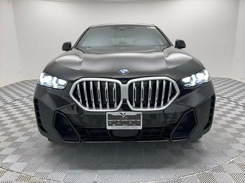 2025 BMW X6 xDrive40i