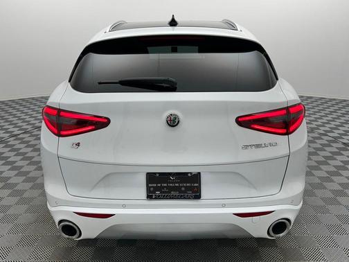 2021 Alfa Romeo Stelvio Ti