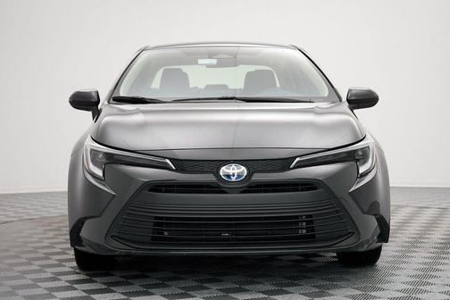2025 Toyota Corolla Hybrid SE