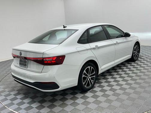 2025 Volkswagen Jetta Sport