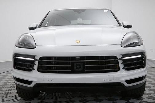 2022 Porsche Cayenne Platinum Edition