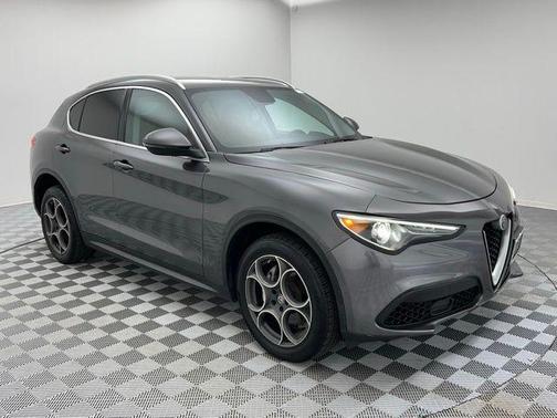 2018 Alfa Romeo Stelvio Base