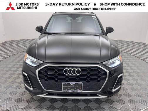 Mythos Black Metallic 2024 Audi Q5 45 S line Premium Plus