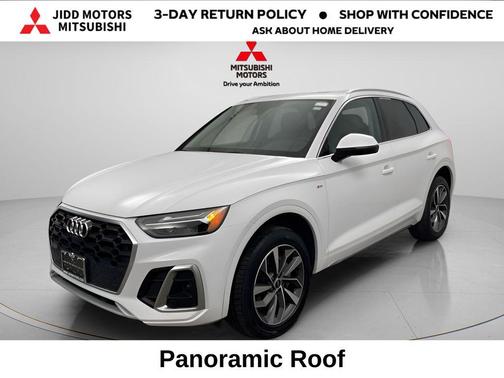 White 2024 Audi Q5 45 S line Premium Plus