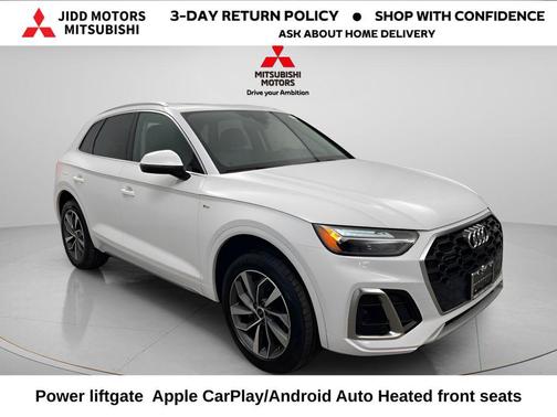 White 2024 Audi Q5 45 S line Premium Plus