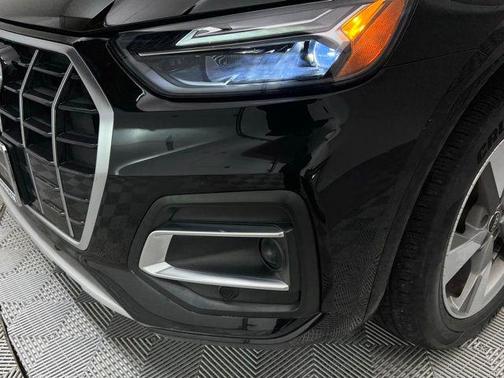 2023 Audi Q5 40 Premium