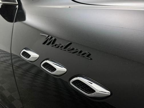 2022 Maserati Levante Modena