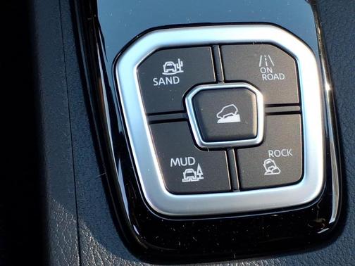 Bluestone 2027 Nissan Frontier SV