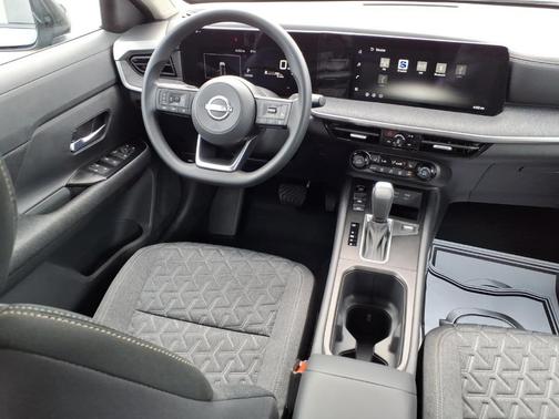 Gun Metallic 2026 Nissan Kicks SV