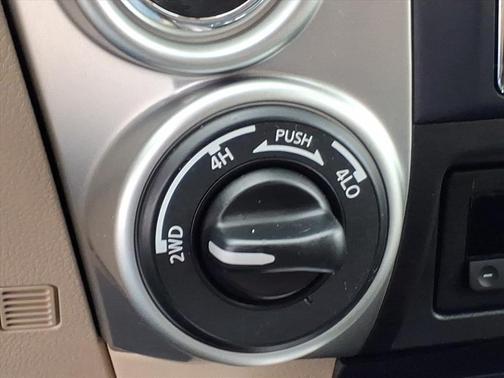 2017 Nissan Titan XD SV