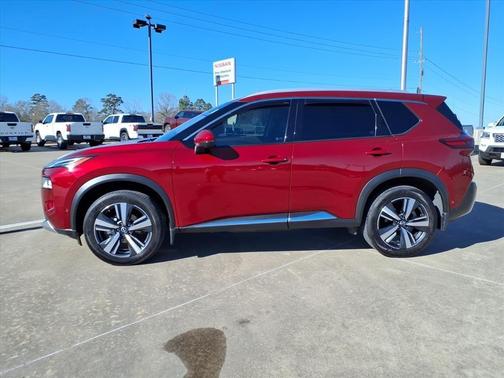 2023 Nissan Rogue Platinum