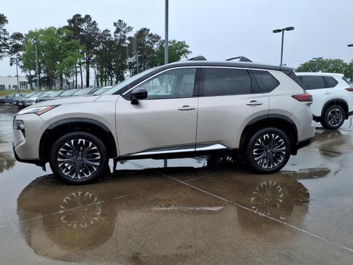 2t Chpn Blk Roo 2026 Nissan Rogue Platinum