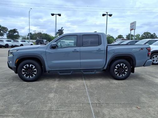Boulder Gray Metallic 2024 Nissan Frontier PRO-X