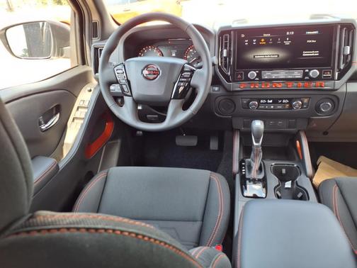 2025 Nissan Frontier PRO-X