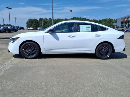 Cloud White 2026 Nissan Sentra SV