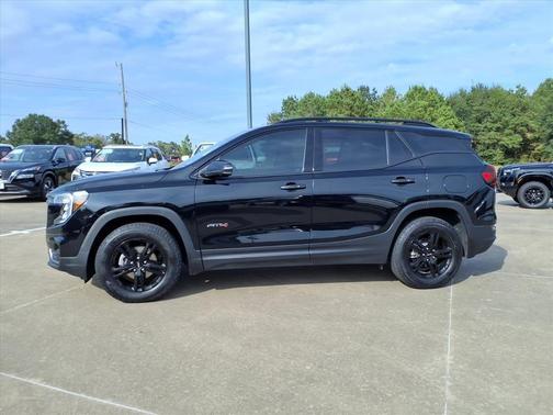 2024 GMC Terrain AT4