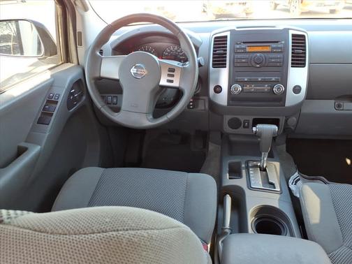 2012 Nissan Frontier SV