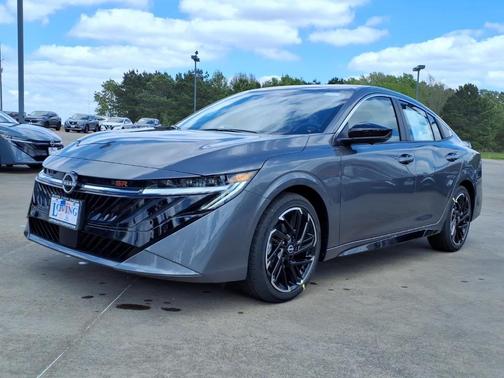 Gun Metallic 2026 Nissan Sentra SR