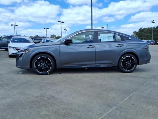 Gun Metallic 2026 Nissan Sentra SR