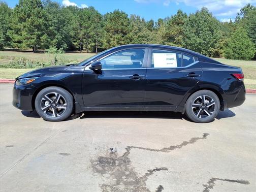 Black 2025 Nissan Sentra SV