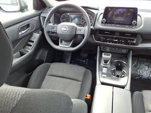 Gun Metallic 2026 Nissan Rogue SV