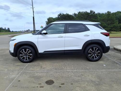 Summit White 2024 Chevrolet Trailblazer ACTIV