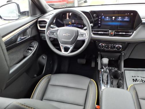 Summit White 2024 Chevrolet Trailblazer ACTIV