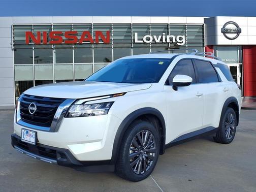 2024 Nissan Pathfinder SL