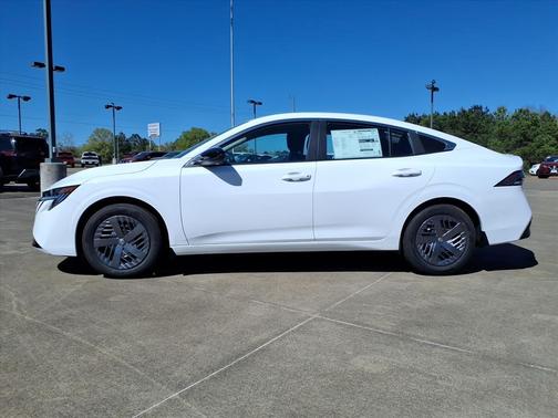 Cloud White 2026 Nissan Sentra SV