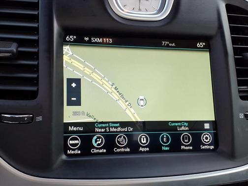 2023 Chrysler 300 Touring L