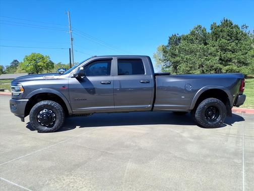 Granite Crystal 2021 RAM 3500 Laramie