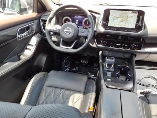 Champagne Silver 2023 Nissan Rogue Platinum