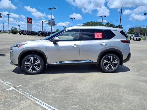 Champagne Silver 2023 Nissan Rogue Platinum