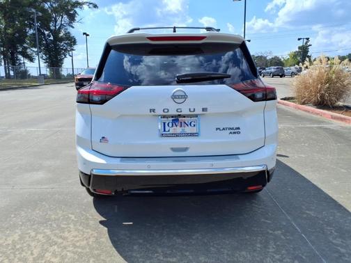 Everest White P 2026 Nissan Rogue Platinum