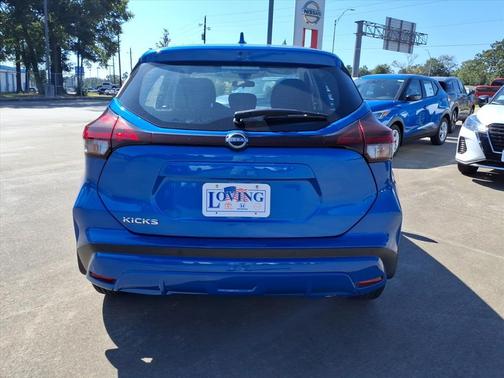 2025 Nissan Kicks Play S