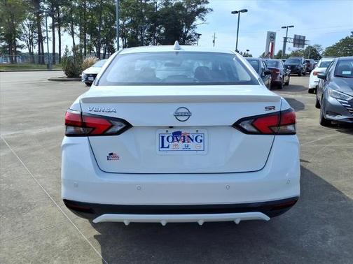 2025 Nissan Versa 1.6 SR