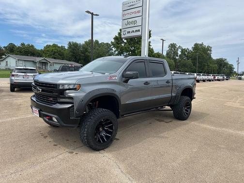 Satin Steel Metallic 2021 Chevrolet Silverado 1500 LT Trail Boss
