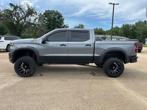 Satin Steel Metallic 2021 Chevrolet Silverado 1500 LT Trail Boss