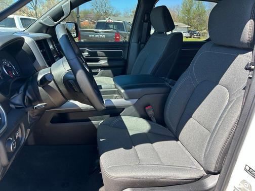 Bright White Clearcoat 2024 RAM 1500 Big Horn/Lone Star