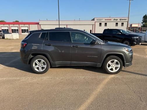 2023 Jeep Compass Sport