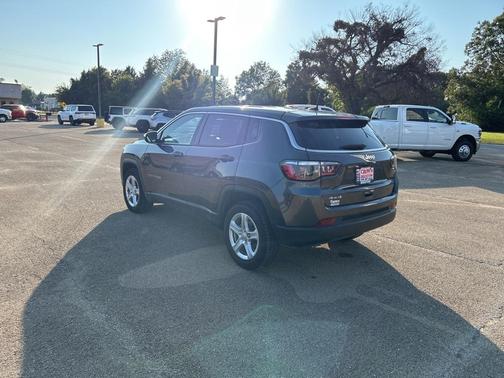2023 Jeep Compass Sport