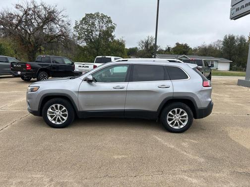 2019 Jeep Cherokee Latitude