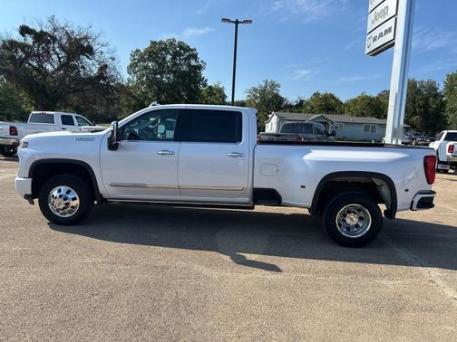 2024 Chevrolet Silverado 3500 High Country