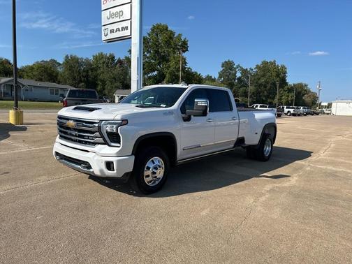 2024 Chevrolet Silverado 3500 High Country