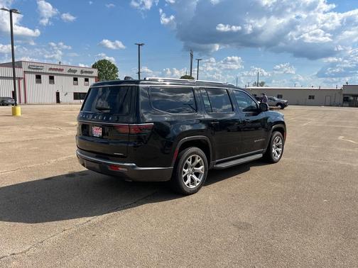 2022 Jeep Wagoneer Series II